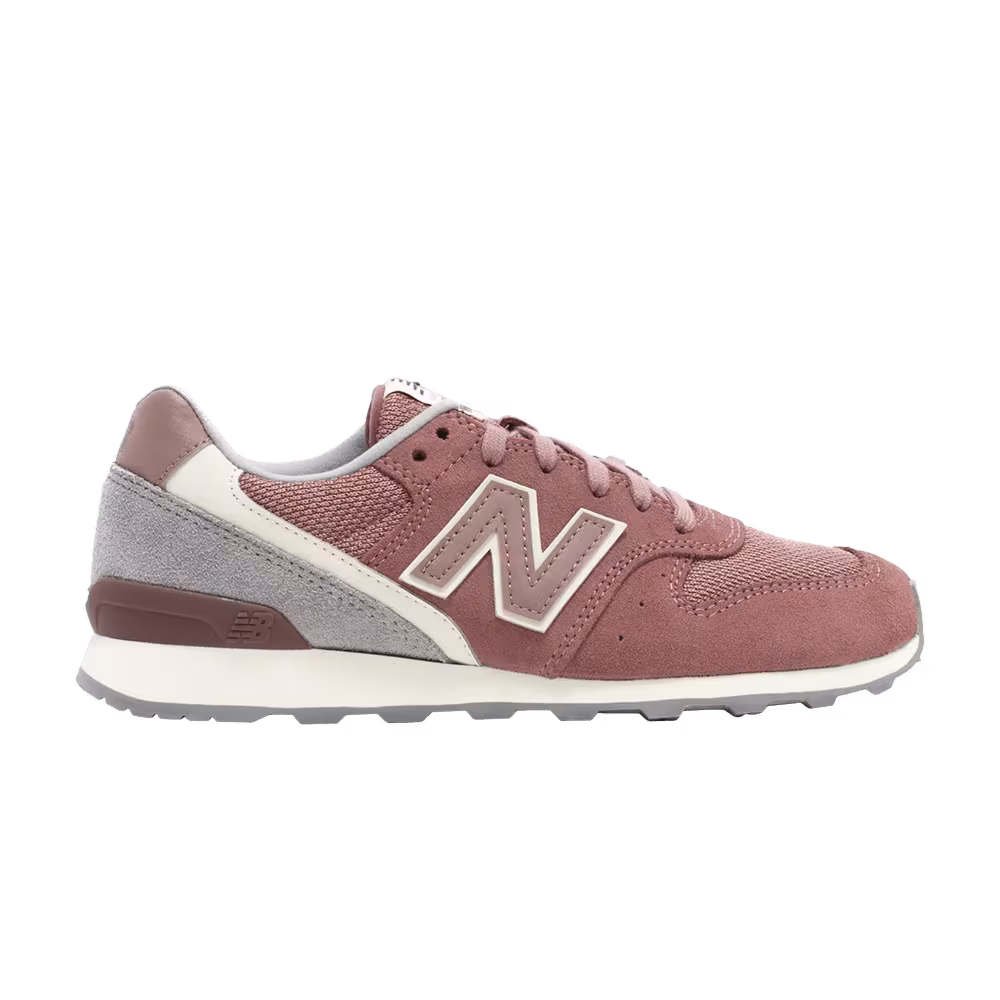 New Balance Women's 696