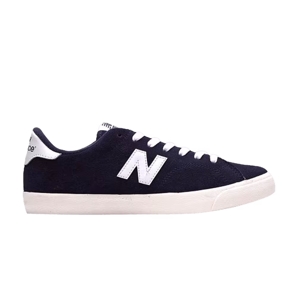 New Balance 210 Navy Ivory