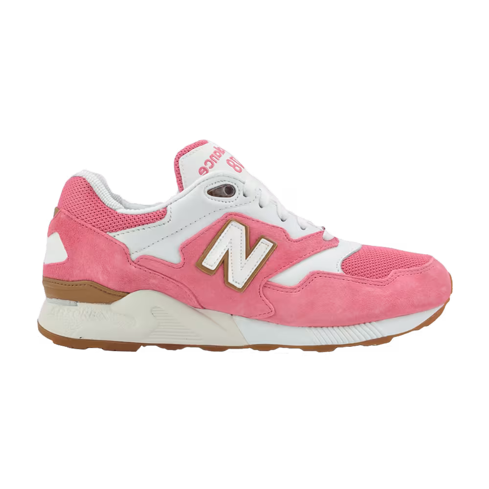 New Balance 878