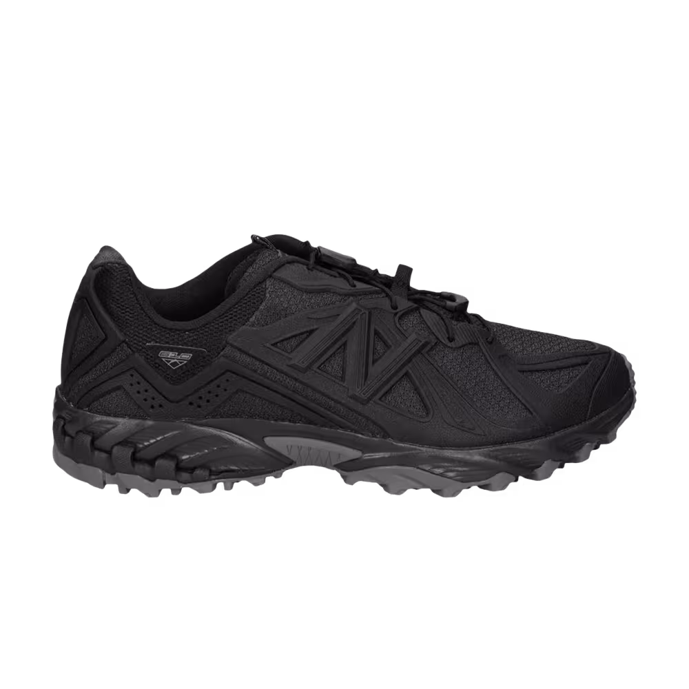 New Balance 610 Triple Black