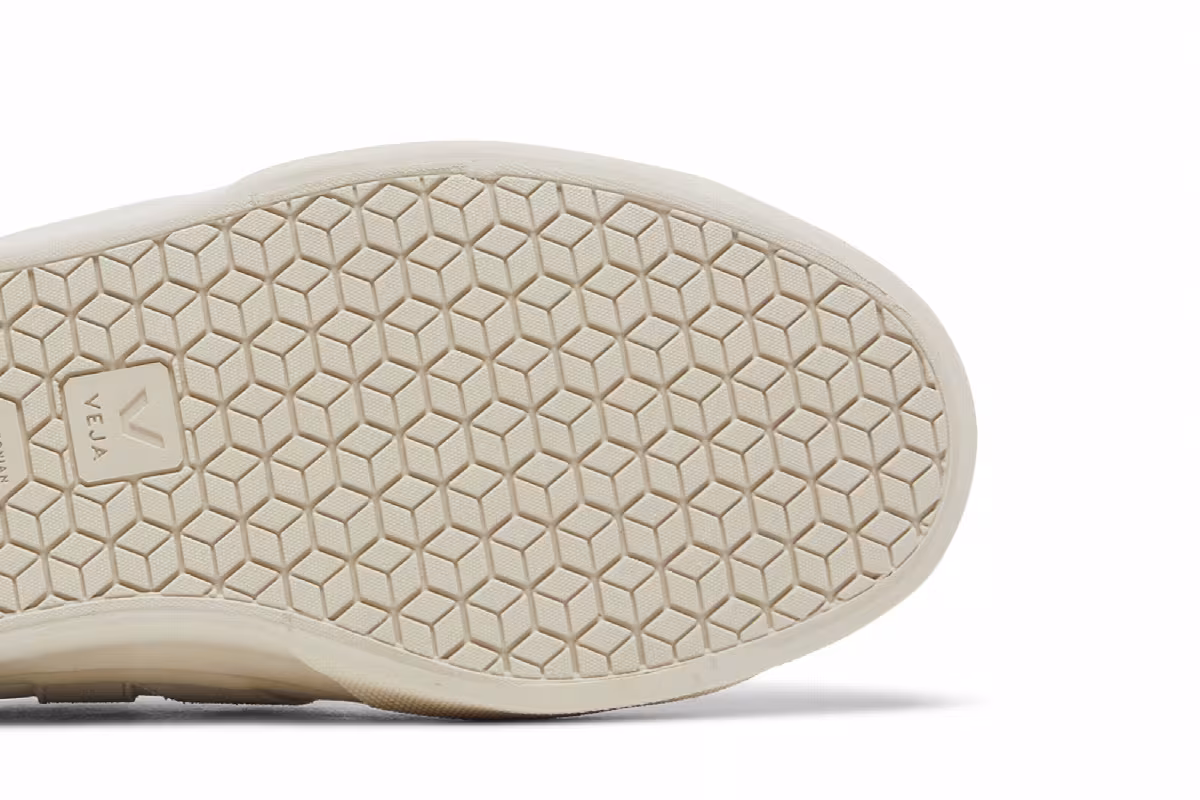 Veja Women's Campo Chromefree White Natural, view 6