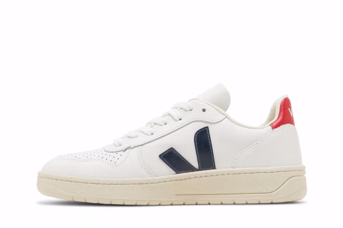 Veja Women's V-10 Extra White Nautico, view 4