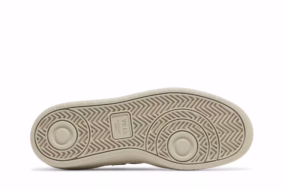 Veja Women's V-10 CWL White Black, view 5