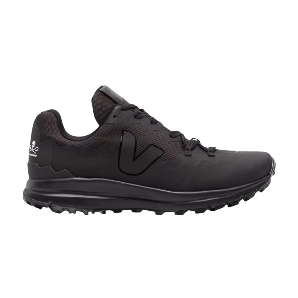 Sea Shepherd x Veja Fitz Roy Full Black
