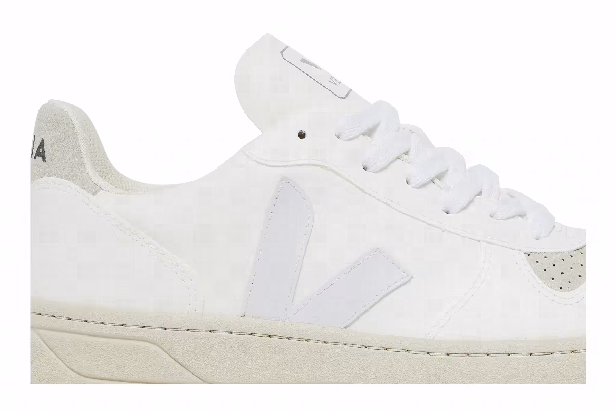 Veja V-10 Full White Natural, view 3