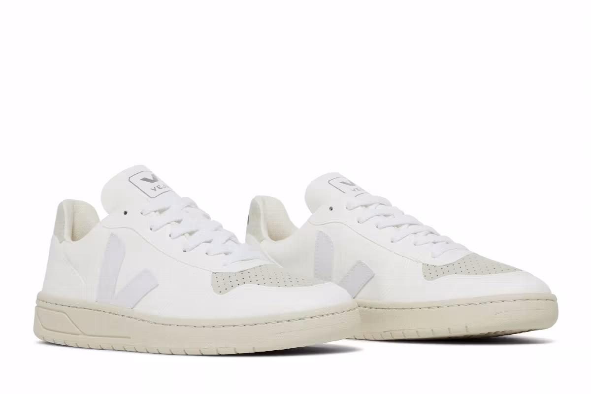 Veja V-10 Full White Natural, view 9
