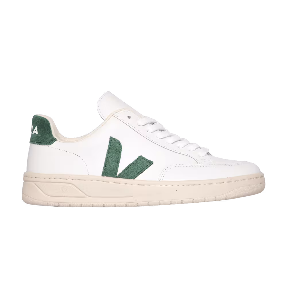 Veja V-12 White Cyprus