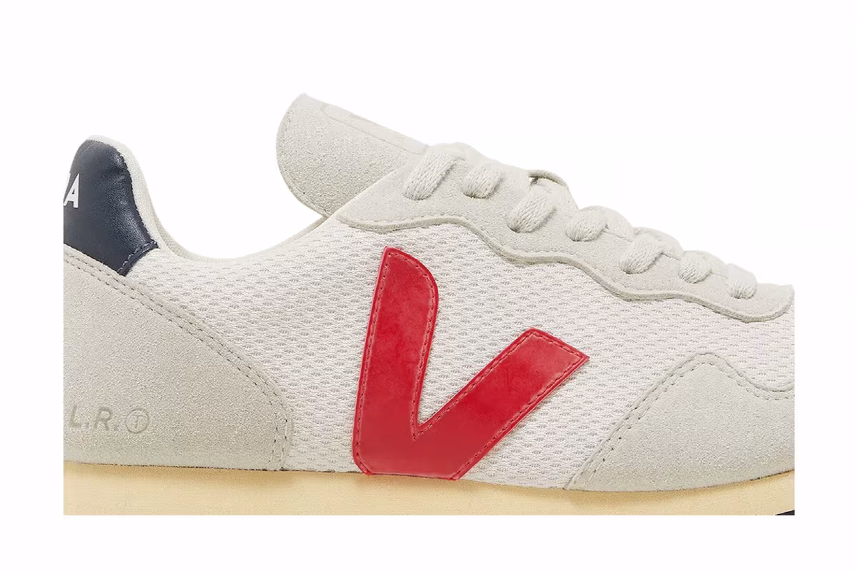 Veja Women's SDU Rec Alveomesh Gravel Pekin, view 3