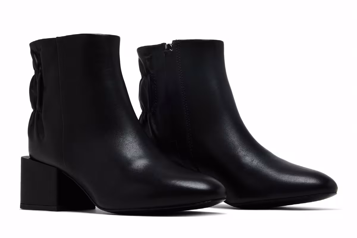 Diesel Women's Jaynet MAB Ankle Boot Black, view 9