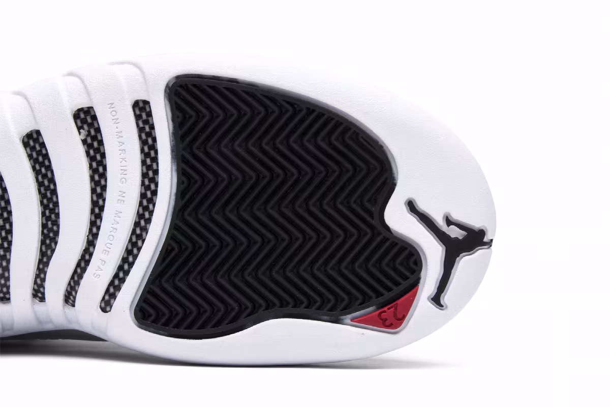 Air Jordan 12 Low BG Playoffs, view 6