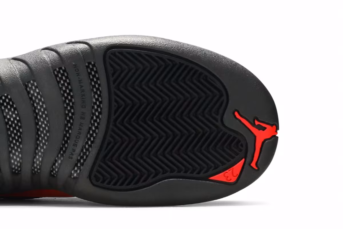 Air Jordan 12 Low BG Black Max Orange, view 6