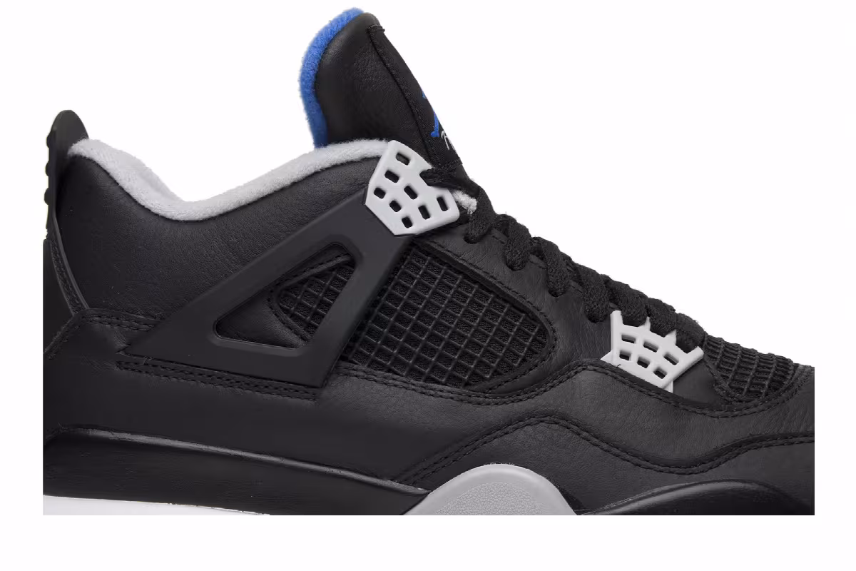Air Jordan 4 Motorsports Alternate, view 3