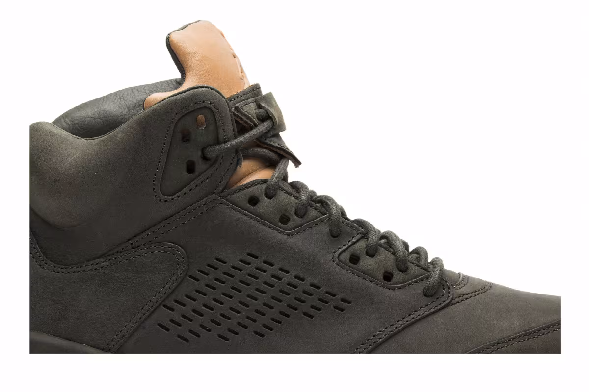 Air Jordan 5 Premium Take Flight, view 3
