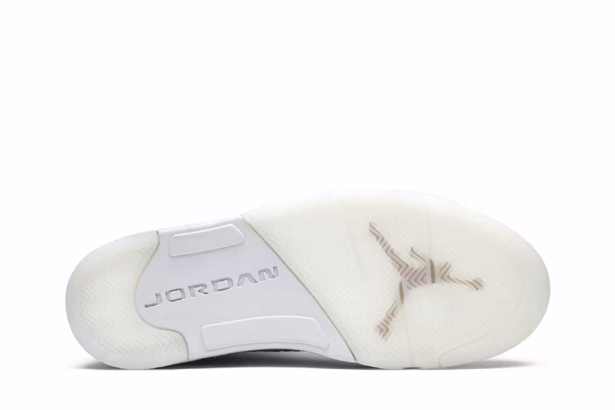 Air Jordan 5 Premium Pure Platinum, view 5