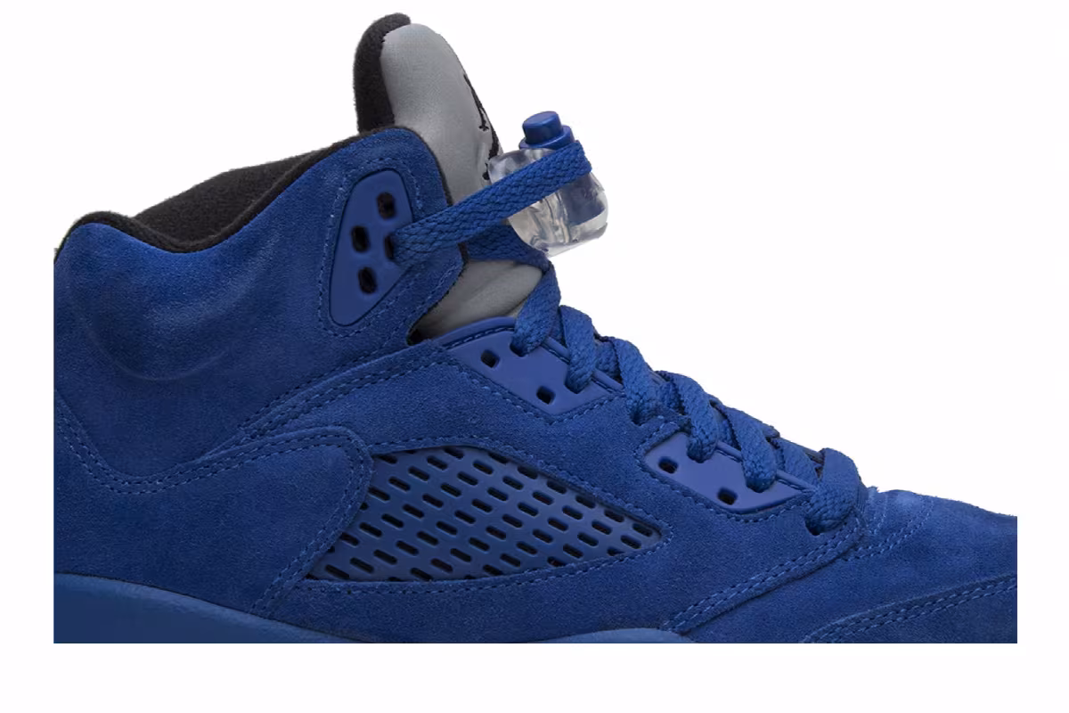 Air Jordan 5 GS Blue Suede, view 3