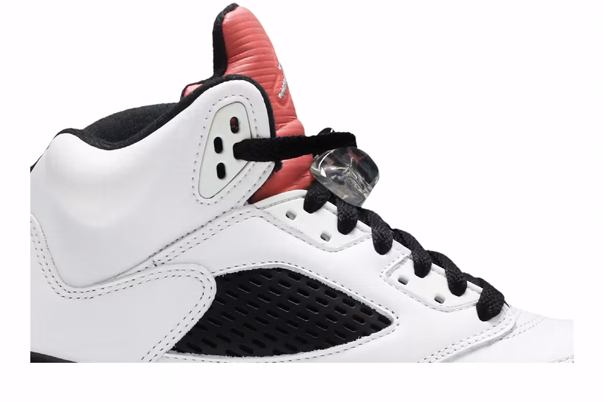 Air Jordan 5 GS Sunblush, view 3