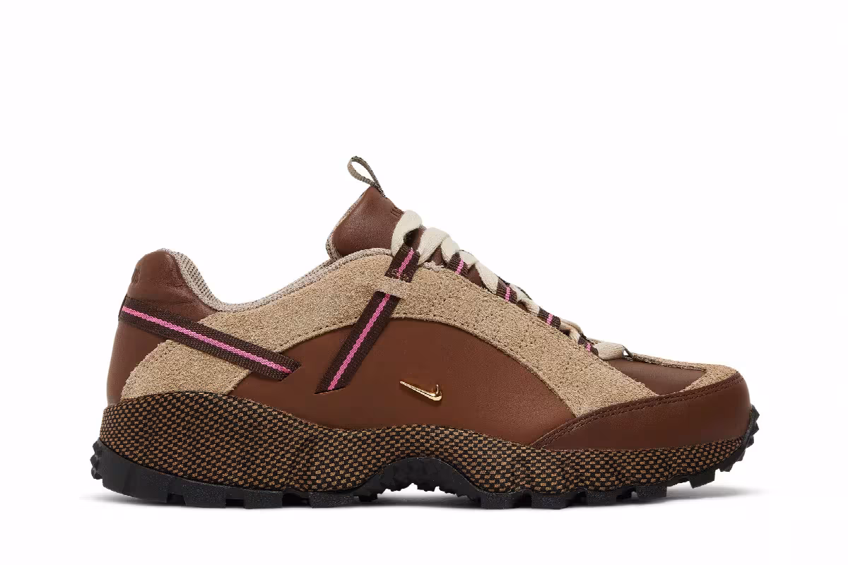 Jacquemus x Nike Women's Air Humara LX Ale Brown, view 2