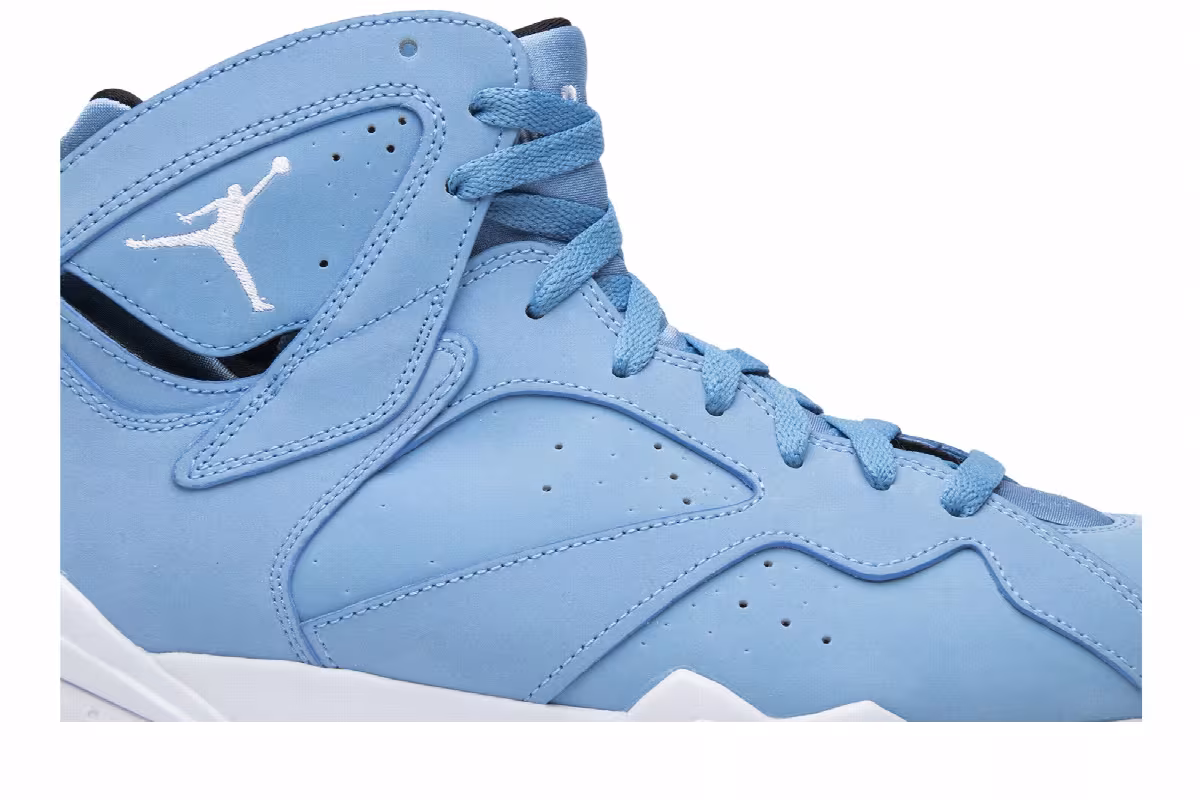 Air Jordan 7 Pantone, view 3