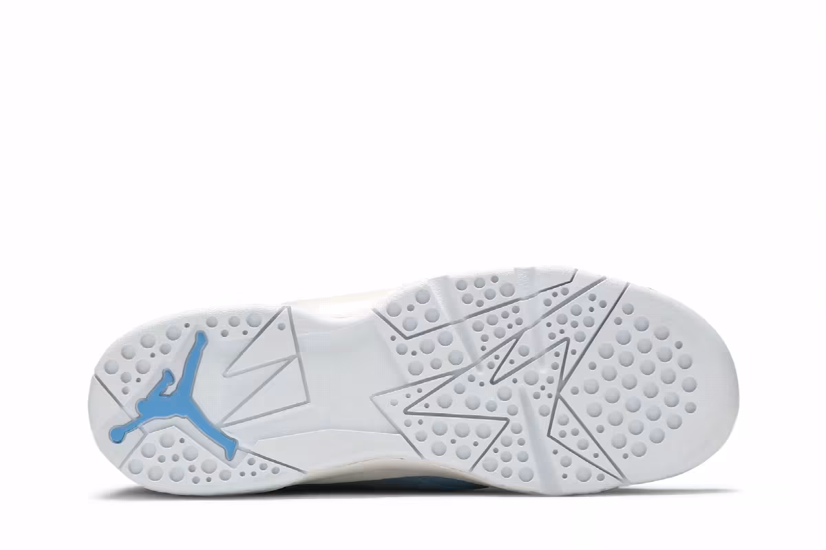 Air Jordan 7 GS Pantone, view 5