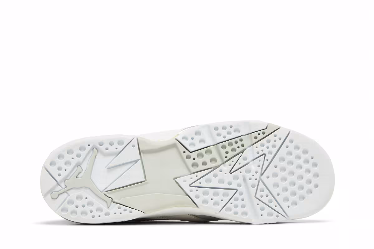Air Jordan 7 GS Pure Money, view 5