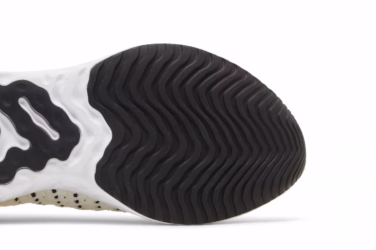 Nike React Phantom Run Flyknit 2 Sail Light Bone, view 6