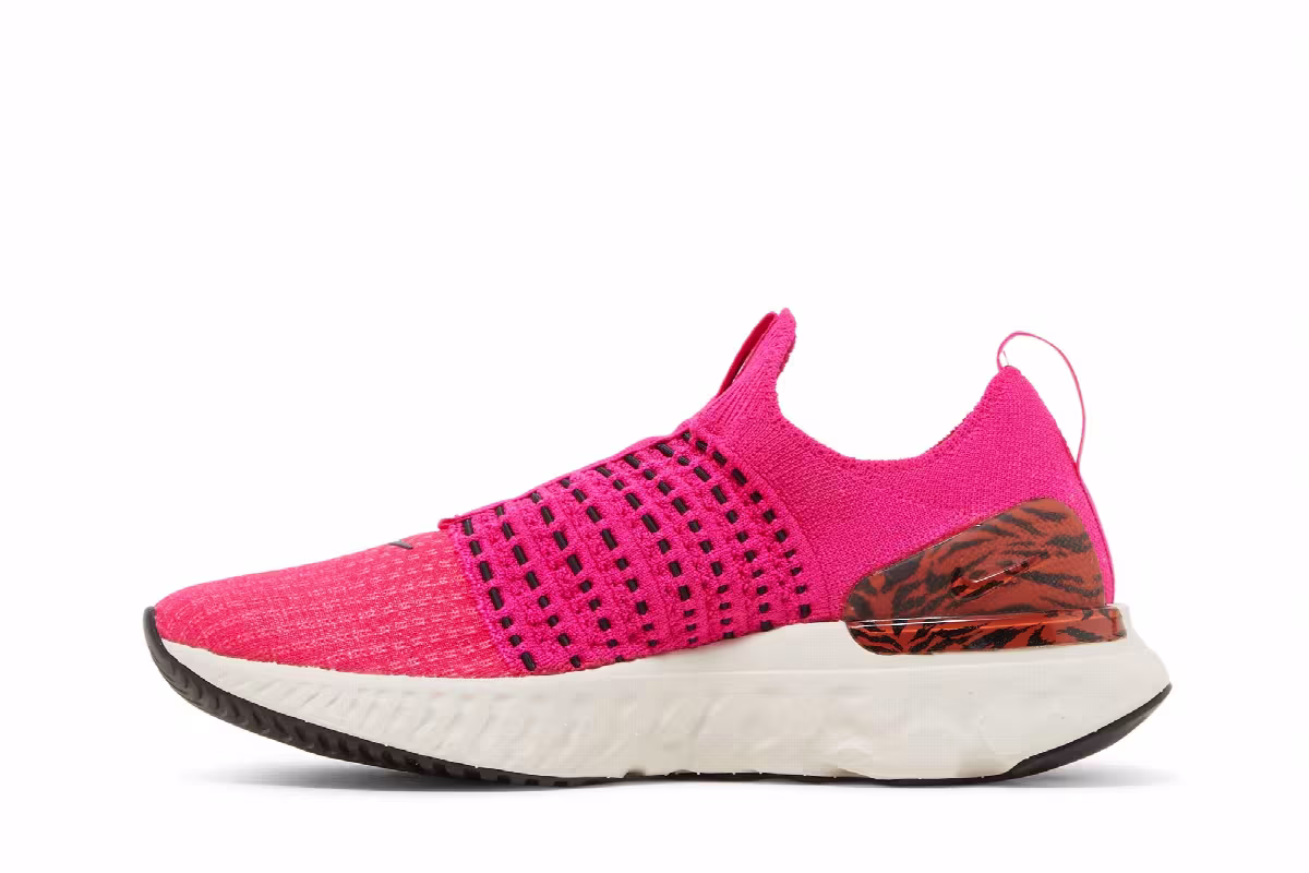 Nike Women's React Phantom Run Flyknit 2 Pink Prime Zebra, view 4