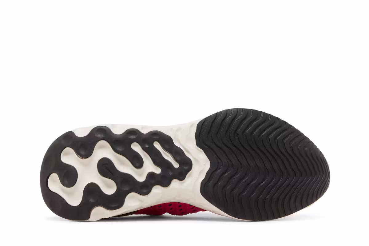 Nike Women's React Phantom Run Flyknit 2 Pink Prime Zebra, view 5