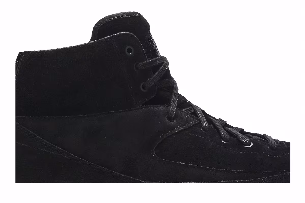 Air Jordan 2 Deconstructed Triple Black, view 3