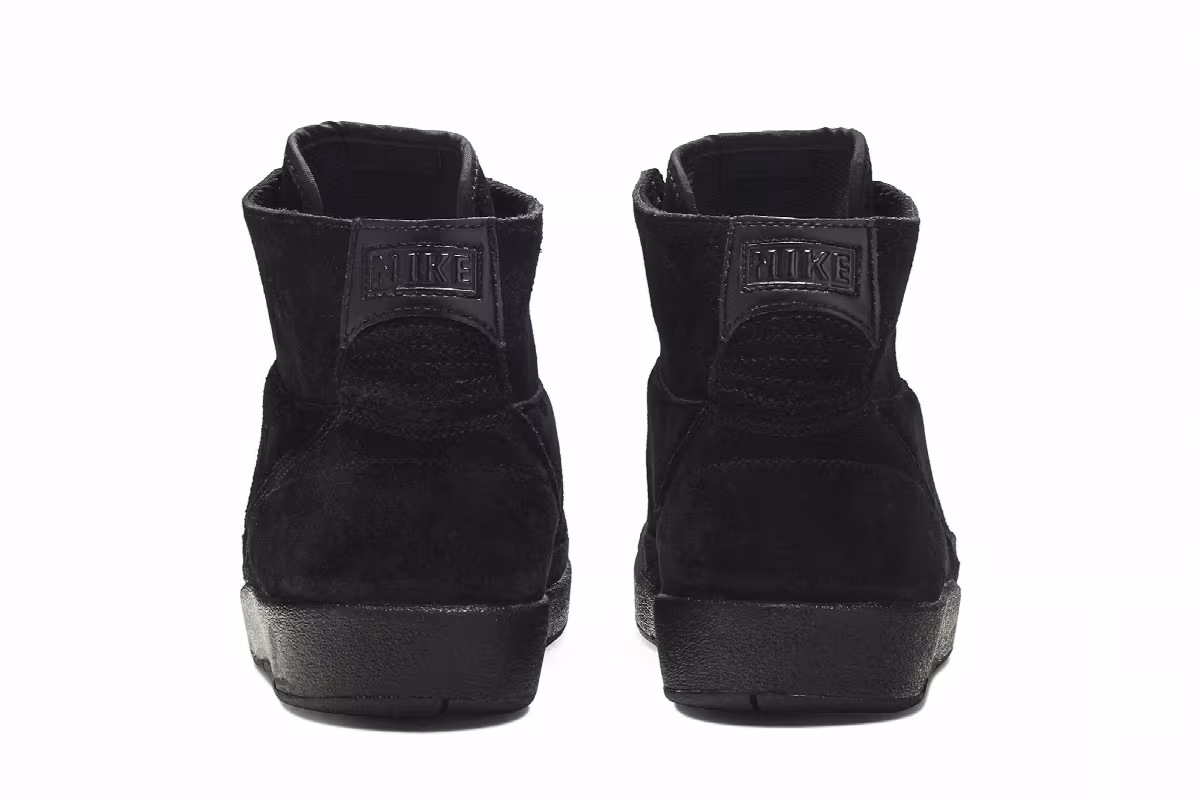 Air Jordan 2 Deconstructed Triple Black, view 7
