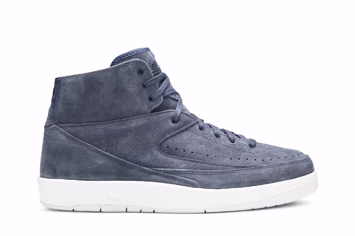Air Jordan 2 Deconstructed Thunder Blue, view 2