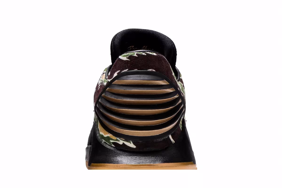 Air Jordan 32 Low GS Camo, view 8