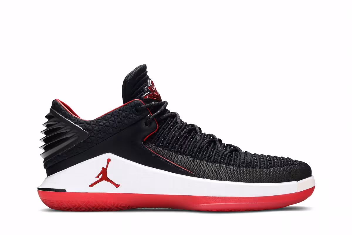 Air Jordan 32 Low Bred, view 2