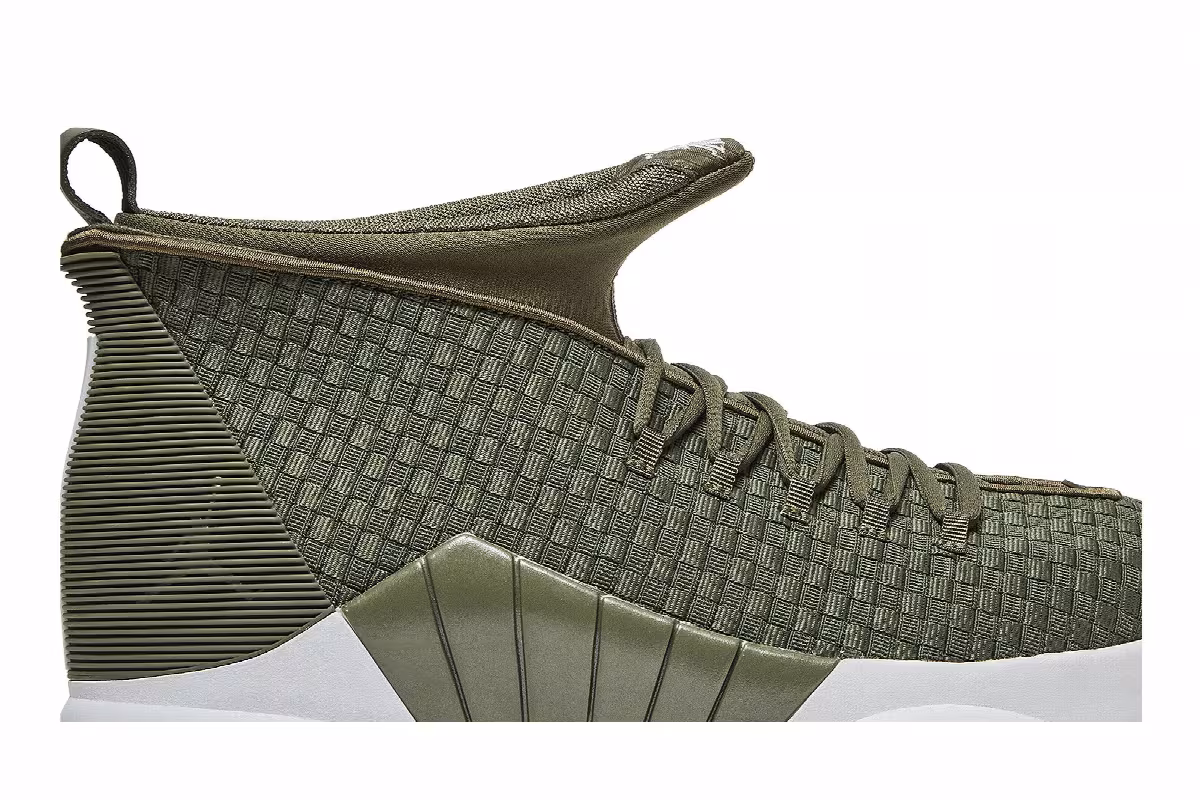 PSNY x Air Jordan 15 Medium Olive, view 3