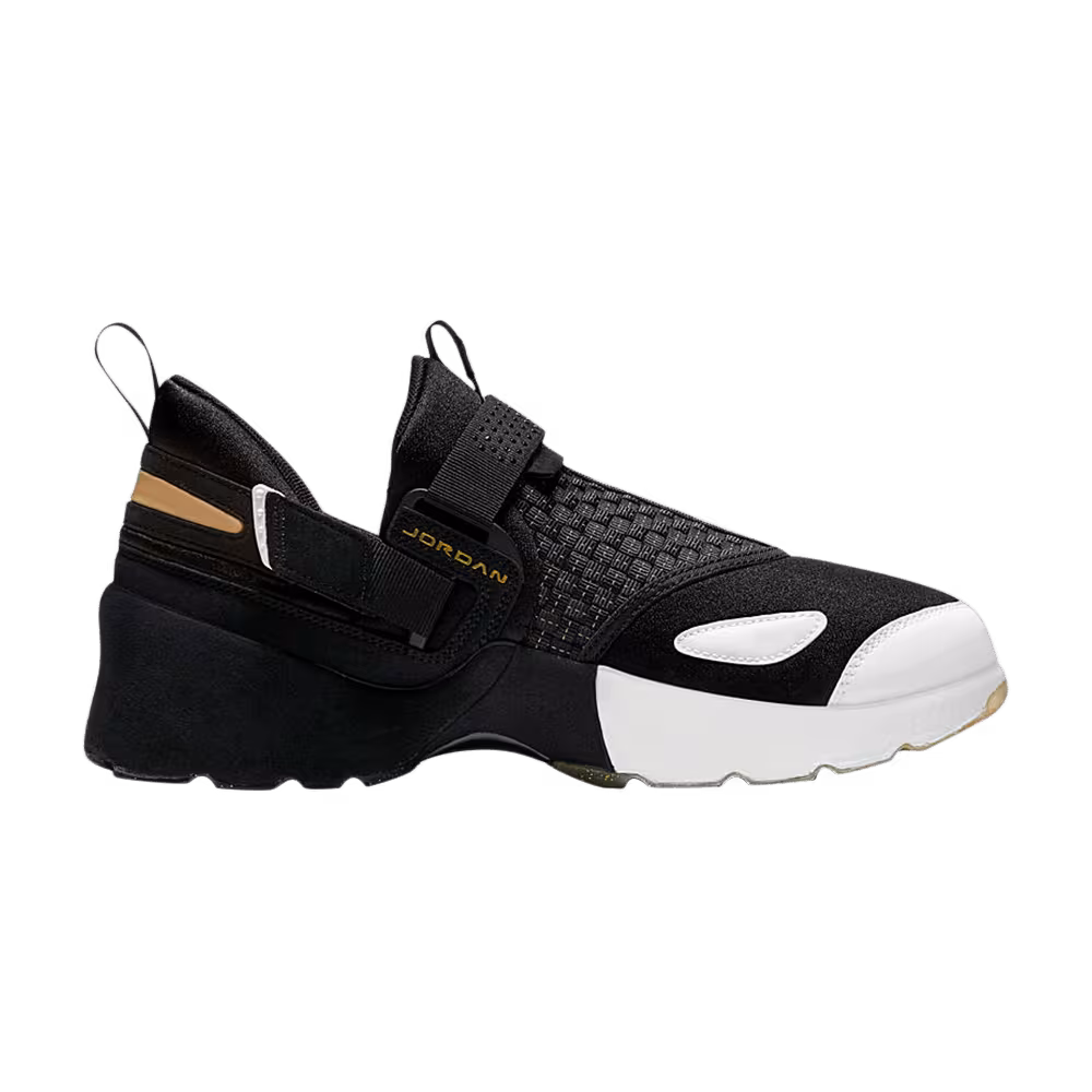 Air Jordan Trunner LX BHM