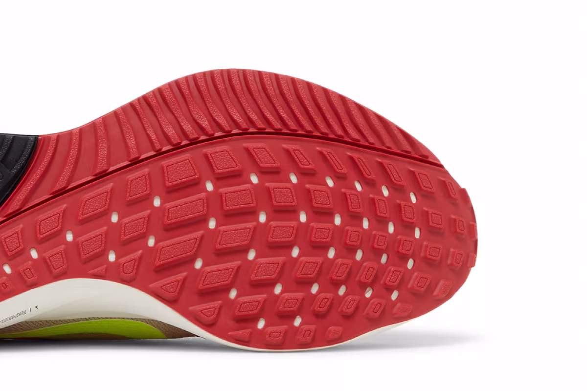 Nike Air Zoom Vomero 16 Siren Red Volt, view 6