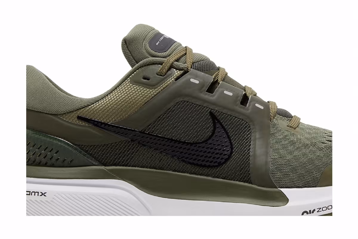 Nike Air Zoom Vomero 16 Medium Olive, view 3