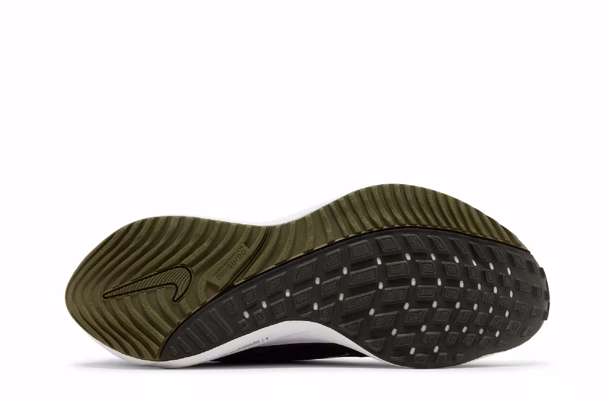 Nike Air Zoom Vomero 16 Medium Olive, view 5