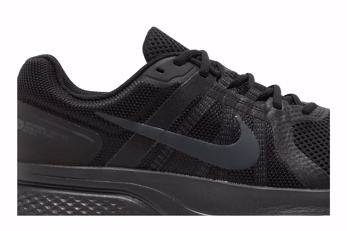 Nike Run Swift 2 Black Dark Smoke Grey, view 3