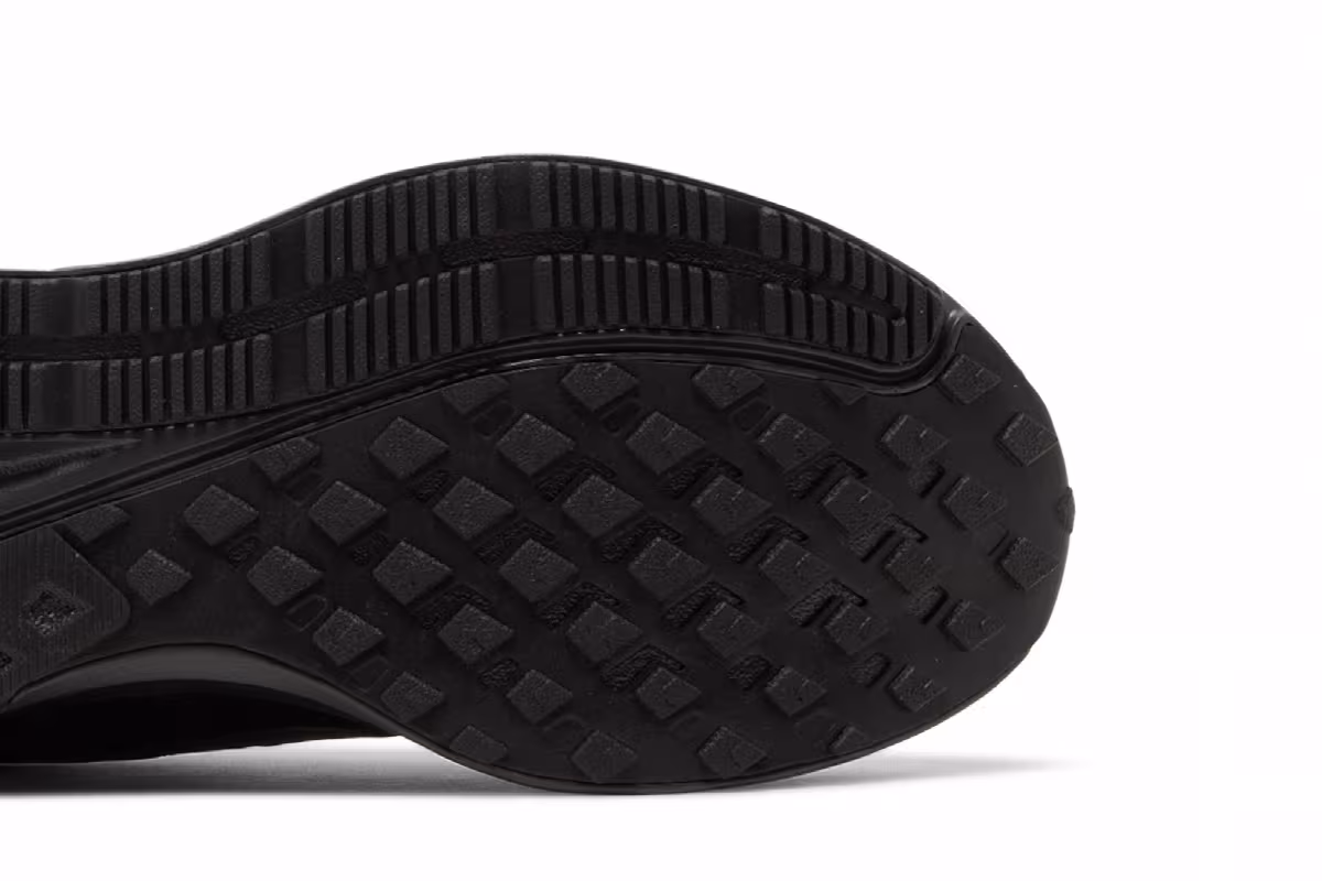 Nike Run Swift 2 Black Dark Smoke Grey, view 6