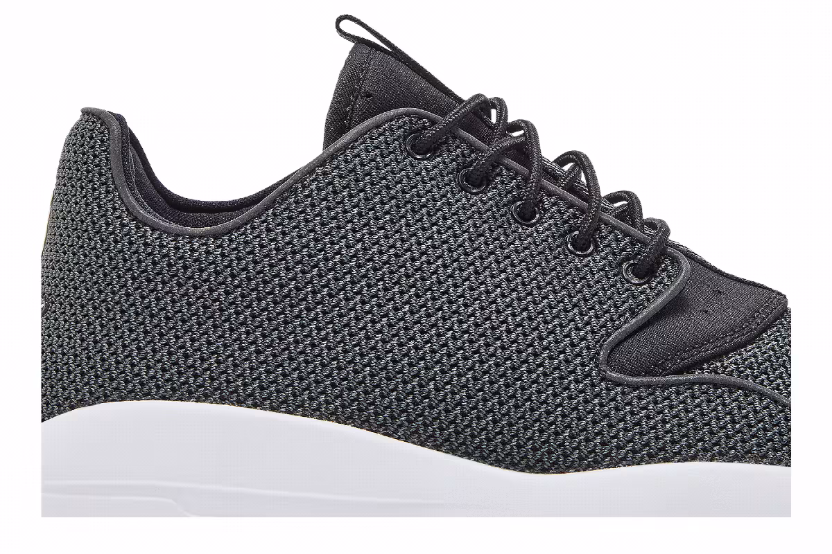 Air Jordan Eclipse Black White, view 3
