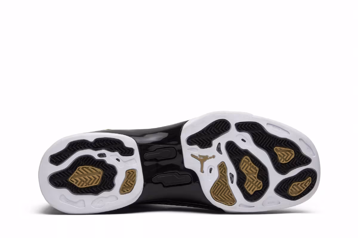 Trophy Room x Air Jordan 17 Cool Grey, view 5