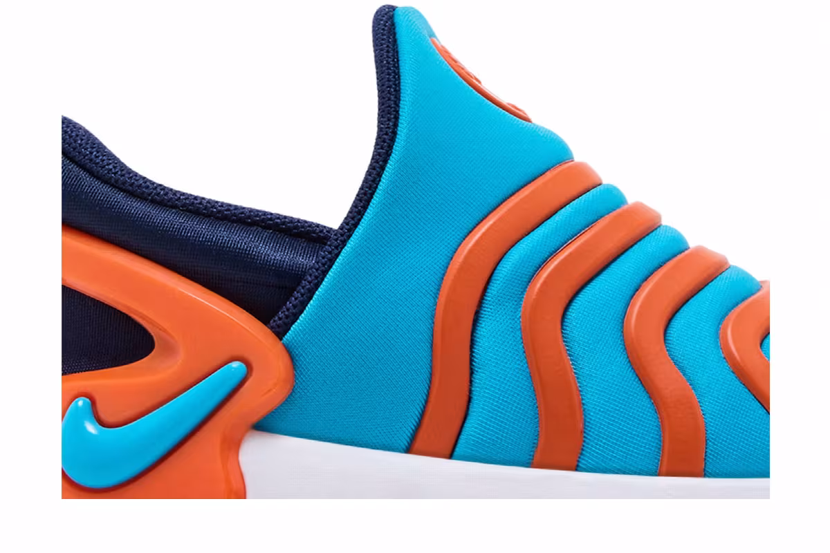 Nike Dynamo Go TD Laser Blue Safety Orange, view 3