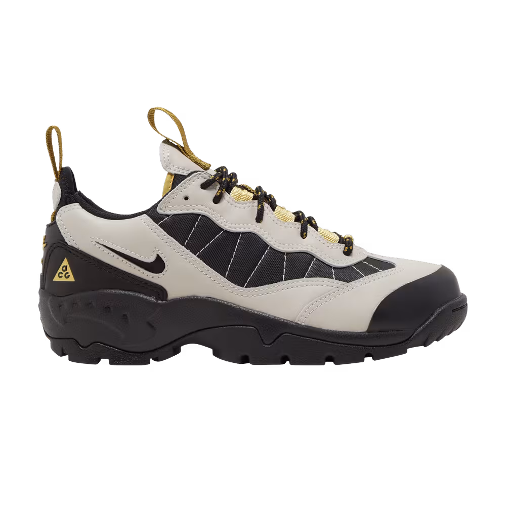 Nike ACG Air Mada Light Bone