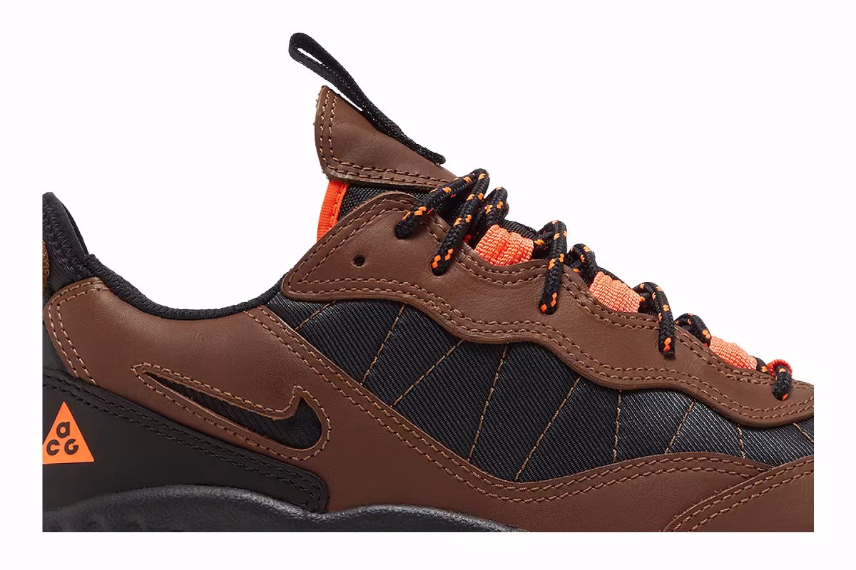 Nike ACG Air Mada Bison, view 3