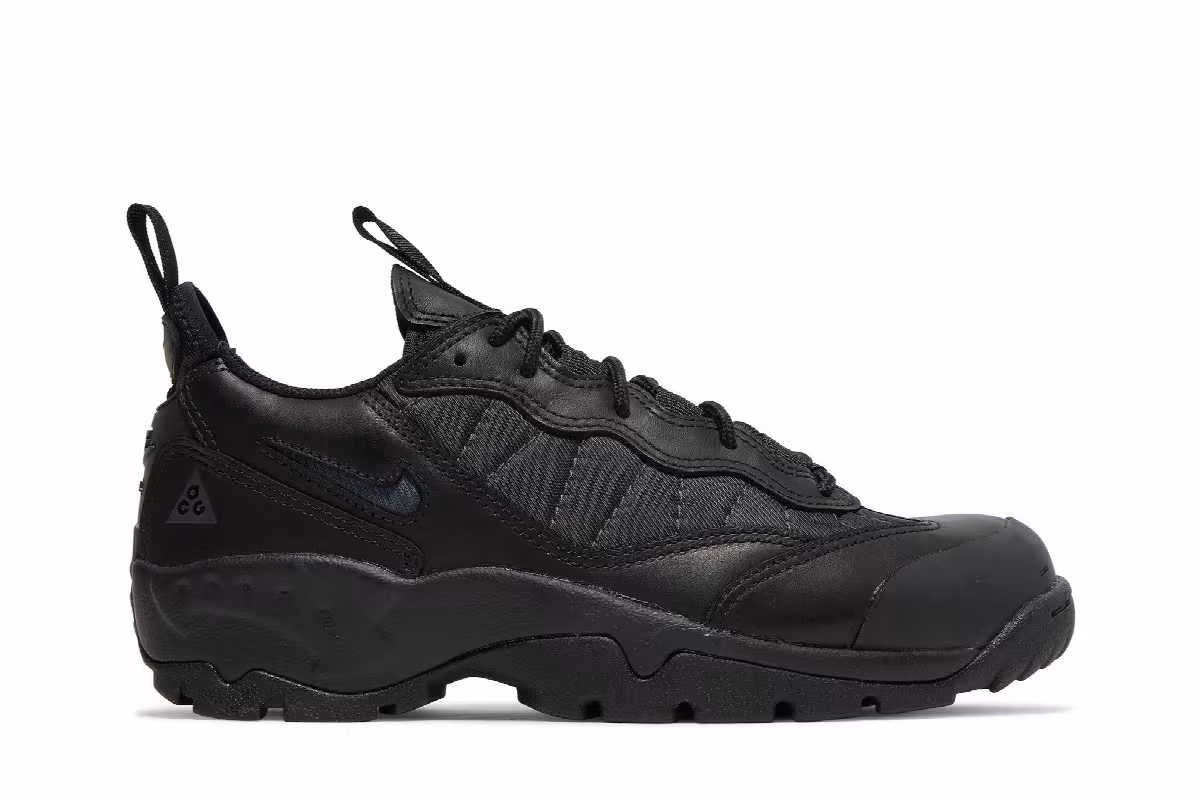 Nike ACG Air Mada Low PRM Black, view 2