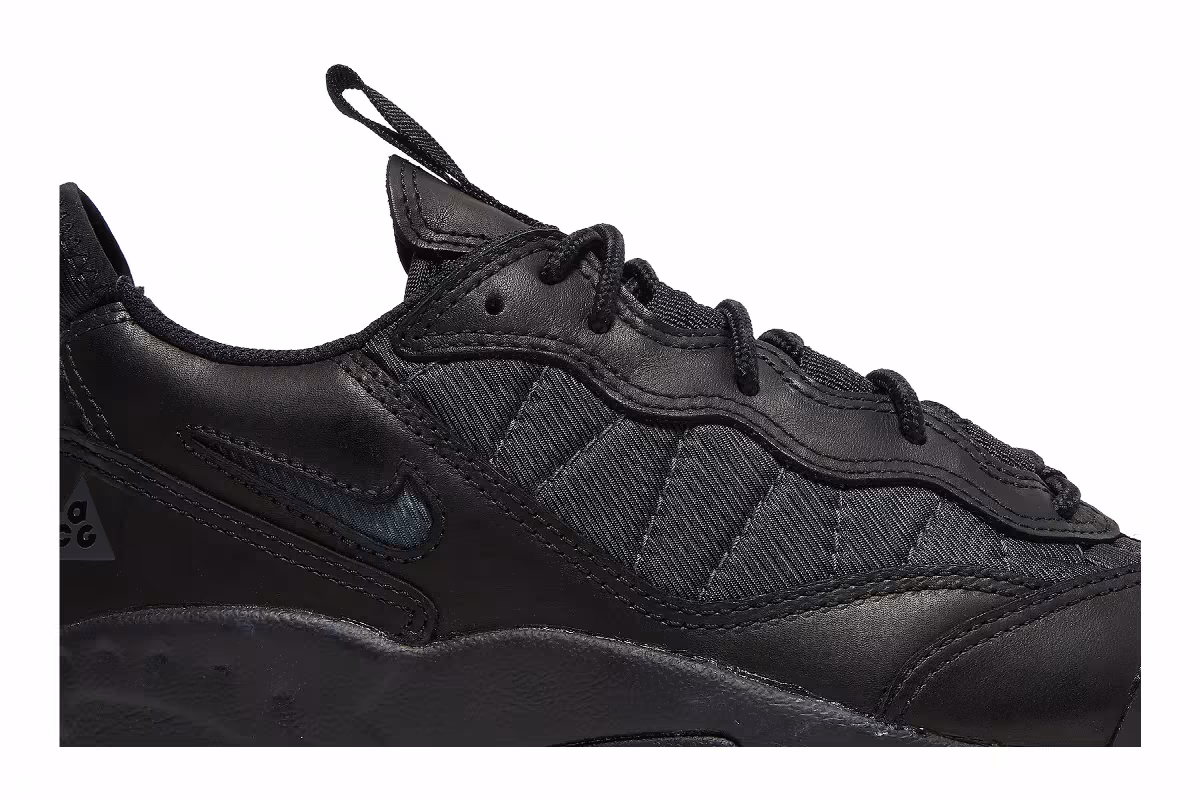 Nike ACG Air Mada Low PRM Black, view 3