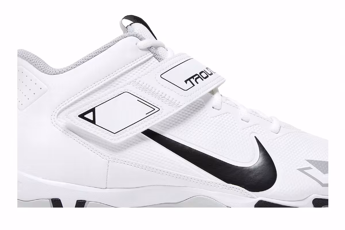 Nike Force Trout 8 Keystone White Black, view 3