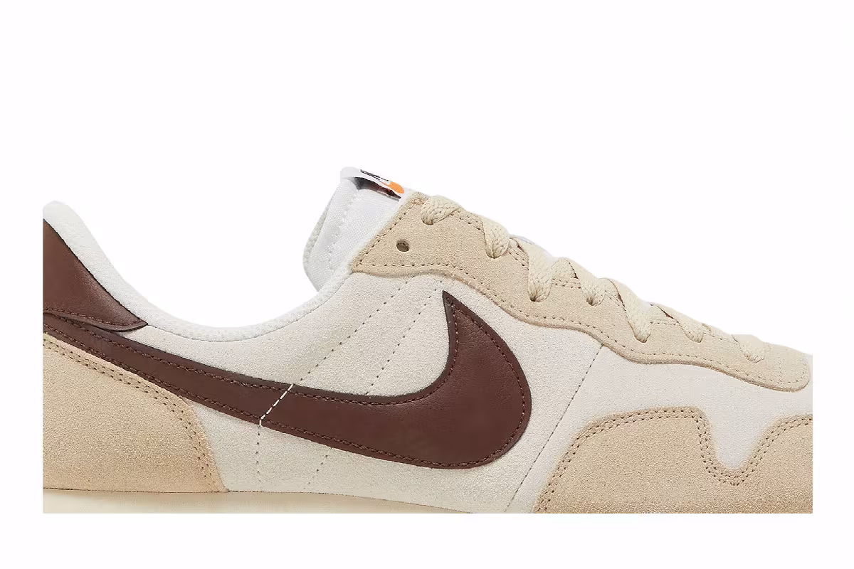 Nike Air Pegasus 83 Sail Light Chocolate, view 3