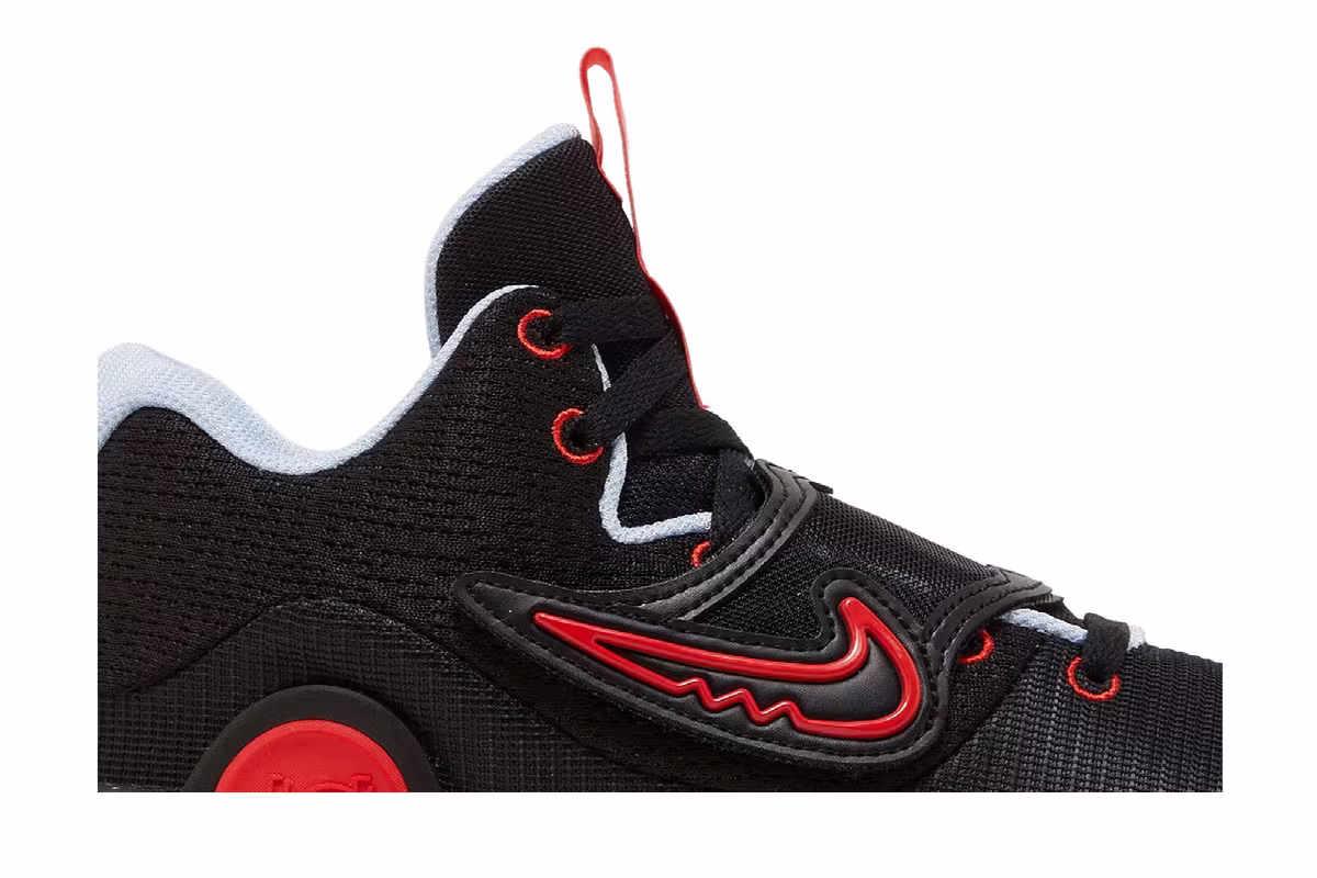 Nike KD Trey 5 X Black Light Crimson, view 3