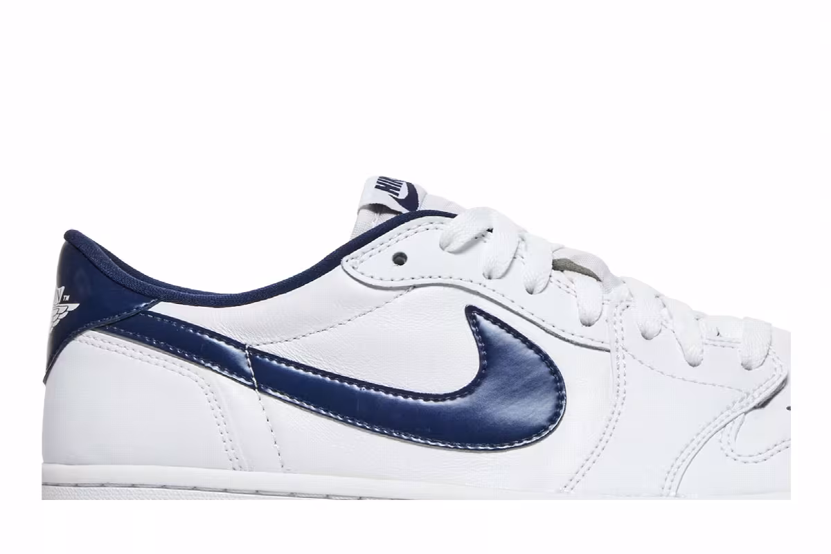 Air Jordan 1 Low OG Metallic Blue 2016, view 3